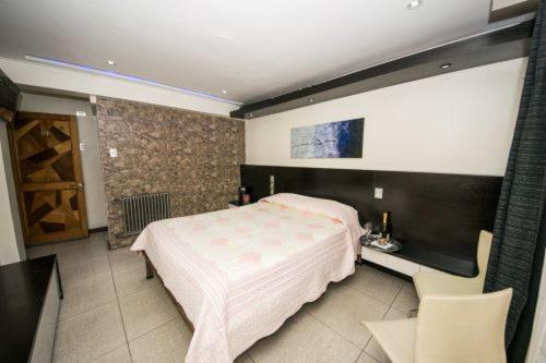 Hotel Guayaquil ซานติอาโก ภายนอก รูปภาพ