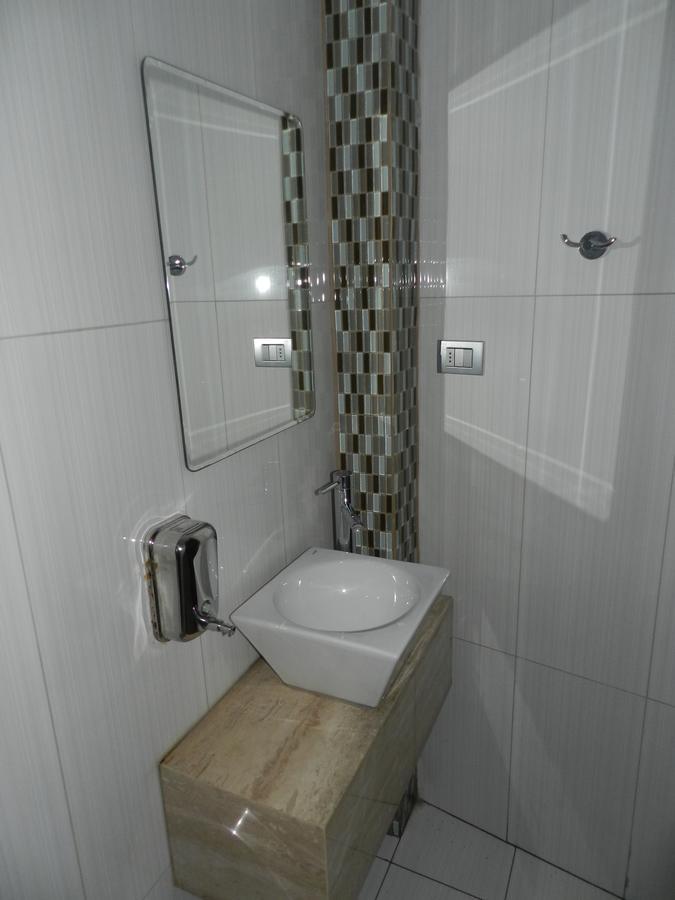 Hotel Guayaquil ซานติอาโก ภายนอก รูปภาพ